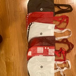 6 reusable Lululemon bags